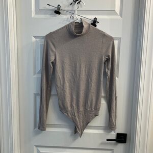 Abercrombie & Fitch Gray Long Sleeve Bodysuit